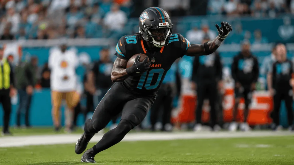 Offseason training tied to Tyreek Hill net worth and his free agency outlook